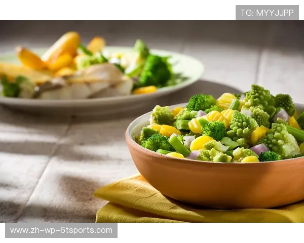 足球餐饮区提供的膳食是否满足高强度赛事期间的营养需求